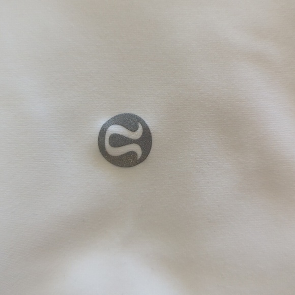 Lululemon Forget The Sweat Biker Short Mesh White Women's Size 6 Double Lined - Picture 10 of 10